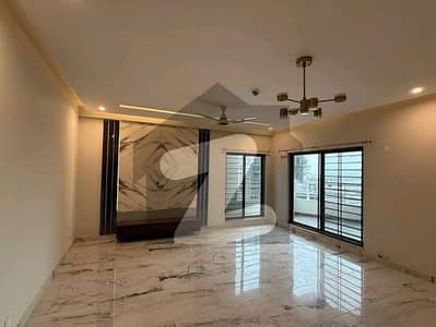 10 Marla Flat In Lahore Is Available For rent