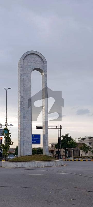 ڈی ایچ اے فیز 2 - سیکٹر اے ڈی ایچ اے ڈیفینس فیز 2,ڈی ایچ اے ڈیفینس,اسلام آباد میں 1 کنال رہائشی پلاٹ 5.25 کروڑ میں برائے فروخت۔