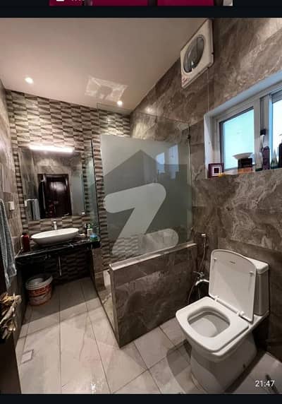 ٹاپ سٹی 1 اسلام آباد میں 8 کمروں کا 1 کنال مکان 10.0 کروڑ میں برائے فروخت۔