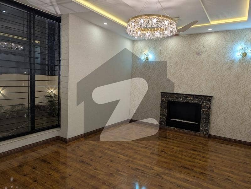 KANAL FULL HOUSE NEAR TO MARKET KANAL FULL HOUSE NEAR TO MARKET