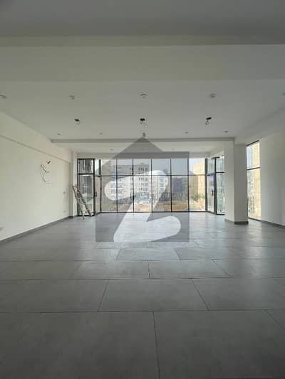 ذوالفقار کمرشل ایریا ڈی ایچ اے فیز 8,ڈی ایچ اے ڈیفینس,کراچی میں 4 مرلہ عمارت 8.5 لاکھ میں کرایہ پر دستیاب ہے۔