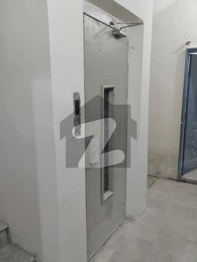 Full Renovated Two Bed with lift