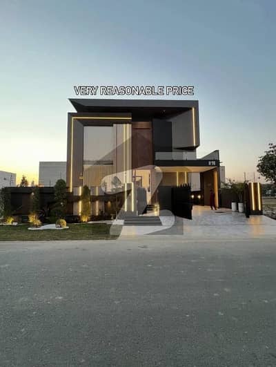 One Kanal Ultra Modren Full Basement Fully Furnished House For Sale Near to Dolmen Mall Lahore