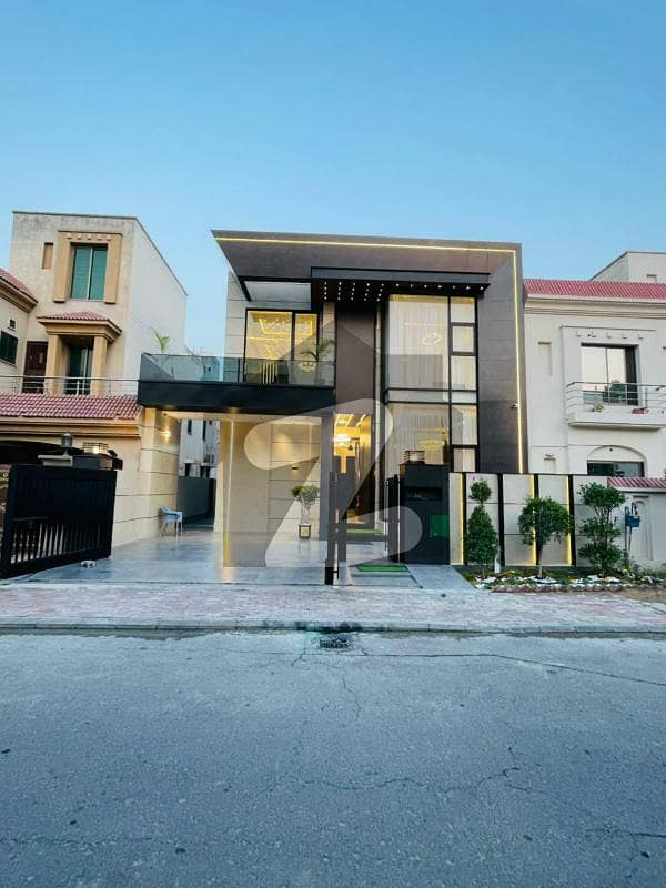 10 Marla Top Class House For Sale In Sector C Bahria Town Lahore 10 Marla Top Class House For Sale In Sector C Bahria Town Lahore