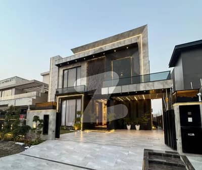 ڈی ایچ اے فیز 5 ڈیفنس (ڈی ایچ اے),لاہور میں 4 کمروں کا 10 مرلہ مکان 2.0 لاکھ میں کرایہ پر دستیاب ہے۔