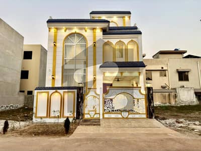 سٹی ہاؤسنگ سوسائٹی گوجرانوالہ میں 4 کمروں کا 5 مرلہ مکان 1.95 کروڑ میں برائے فروخت۔