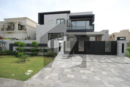20 MARLA ELEGANT AND FULLY MAINTAINED SUPER HOT LOCATED BRAND NEW BUNGALOW IS AVAILABLE IN THE BEST BLOCK OF DHA LAHORE.