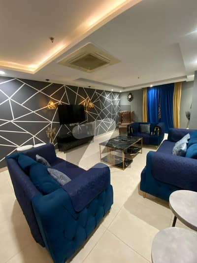 گولڈ کریسٹ مال اینڈ ریزیڈینسی ڈی ایچ اے فیز 4,ڈی ایچ اے ڈیفینس,لاہور میں 3 کمروں کا 10 مرلہ فلیٹ 2.35 لاکھ میں کرایہ پر دستیاب ہے۔