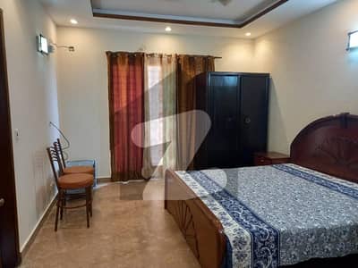 Idol Female Room Near Park Kitchen Available