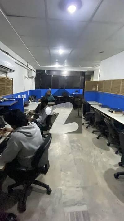 SEMI FURNISHED OFFICE IS AVAILABLE ON THE RENT IN THE 24/7 COMMERCIAL BUILDING AT SHAHRE E FAISAL