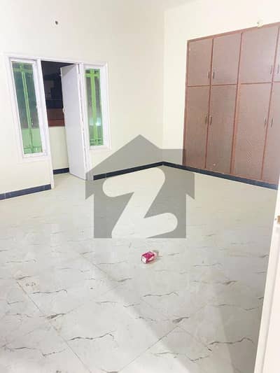 گلستانِِ جوہر ۔ بلاک 3 گلستانِ جوہر,کراچی میں 4 کمروں کا 16 مرلہ زیریں پورشن 1.2 لاکھ میں کرایہ پر دستیاب ہے۔