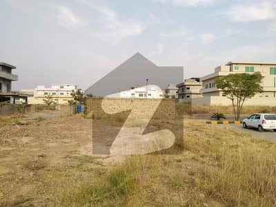 سینیٹ سیکرٹریٹ ایمپلائز کوآپریٹو ہاؤسنگ سوسائٹی اسلام آباد میں 7 مرلہ پلاٹ فائل 9.0 لاکھ میں برائے فروخت۔