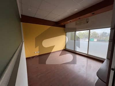 بلیو ایریا اسلام آباد میں 13 مرلہ دفتر 8.0 لاکھ میں کرایہ پر دستیاب ہے۔