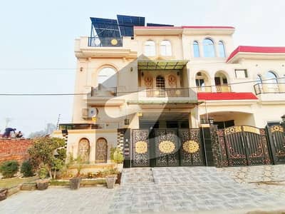 سینٹرل پارک - بلاک اے اے سینٹرل پارک ہاؤسنگ سکیم,لاہور میں 4 کمروں کا 5 مرلہ مکان 2.4 کروڑ میں برائے فروخت۔