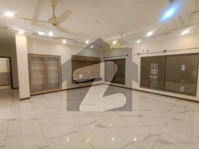 ای ۔ 11 اسلام آباد میں 3 کمروں کا 1 کنال زیریں پورشن 2.0 لاکھ میں کرایہ پر دستیاب ہے۔