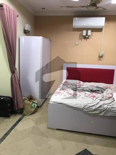 ڈی ایچ اے فیز 3 ڈیفنس (ڈی ایچ اے),لاہور میں 1 کمرے کا 1 کنال کمرہ 45.0 ہزار میں کرایہ پر دستیاب ہے۔