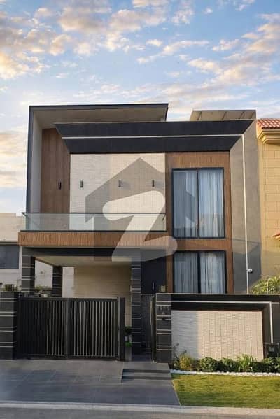 ڈی ایچ اے 9 ٹاؤن ڈیفنس (ڈی ایچ اے),لاہور میں 3 کمروں کا 5 مرلہ مکان 3.25 کروڑ میں برائے فروخت۔ ڈی ایچ اے 9 ٹاؤن ڈیفنس (ڈی ایچ اے),لاہور میں 3 کمروں کا 5 مرلہ مکان 3.25 کروڑ میں برائے فروخت۔