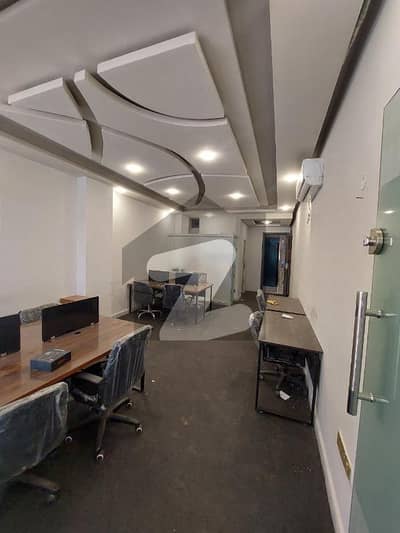 گلستانِ جوہر کراچی میں 3 مرلہ دفتر 1.45 لاکھ میں کرایہ پر دستیاب ہے۔