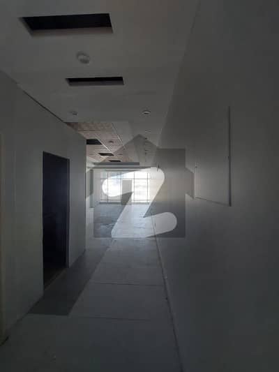 گلستانِ جوہر کراچی میں 2 مرلہ دفتر 1.1 لاکھ میں کرایہ پر دستیاب ہے۔