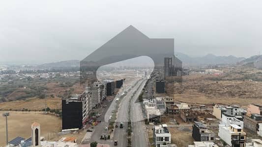 HOT LOCATION ALERT: Faisal Hills A Block!