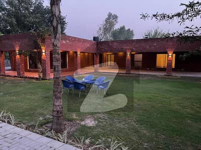 8 Kanal Luxury Farm House For Sale At Main Bedian Road