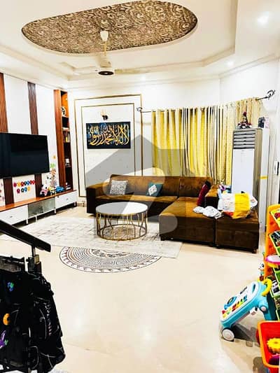 10 Marla Modern House For Sale in Dha Phase 4