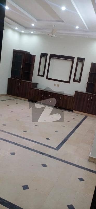 سوان گارڈن اسلام آباد میں 3 کمروں کا 10 مرلہ بالائی پورشن 60.0 ہزار میں کرایہ پر دستیاب ہے۔