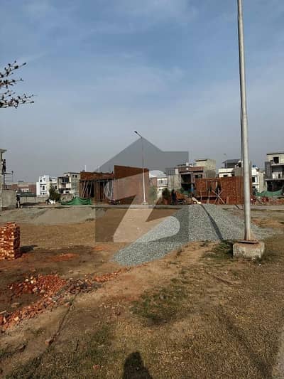 5 Marla plot sale in tulip Overseas Block with full possession paid