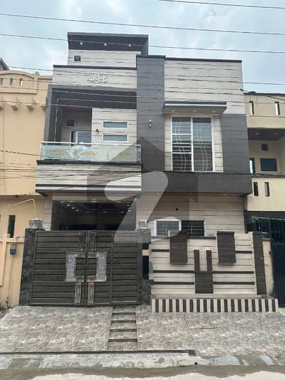 5 Marla Brand New Luxury House for Sale in Johar Town Phase 2 Near to Emporium Mall Hot Location