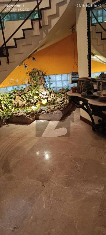 ہل پارک کراچی میں 11 کمروں کا 1 کنال مکان 6.0 لاکھ میں کرایہ پر دستیاب ہے۔