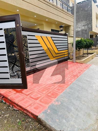 Usman Block 7 Marla Brand New Designer House For Sale
