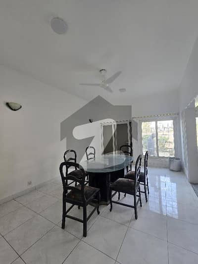 SEMI FURNISHED BUNGALOW, 5 BEDROOM, DRAWING, DINING, LOUNGE, KITCHEN, TILE FLOORING,