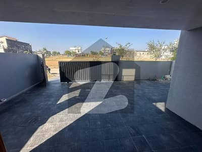 Your Dream 10 Marla House Is Available In Bahria Town Phase 8 - Block F