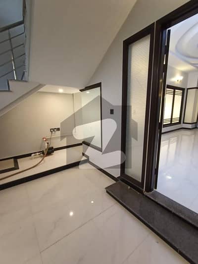 سیکٹر 25-اے - پنجابی سوداگرملٹی پرپز سوسائٹی سکیم 33 - سیکٹر 25-اے,سکیم 33,کراچی میں 6 کمروں کا 10 مرلہ مکان 5.1 کروڑ میں برائے فروخت۔ سیکٹر 25-اے - پنجابی سوداگرملٹی پرپز سوسائٹی سکیم 33 - سیکٹر 25-اے,سکیم 33,کراچی میں 6 کمروں کا 10 مرلہ مکان 5.1 کروڑ میں برائے فروخت۔