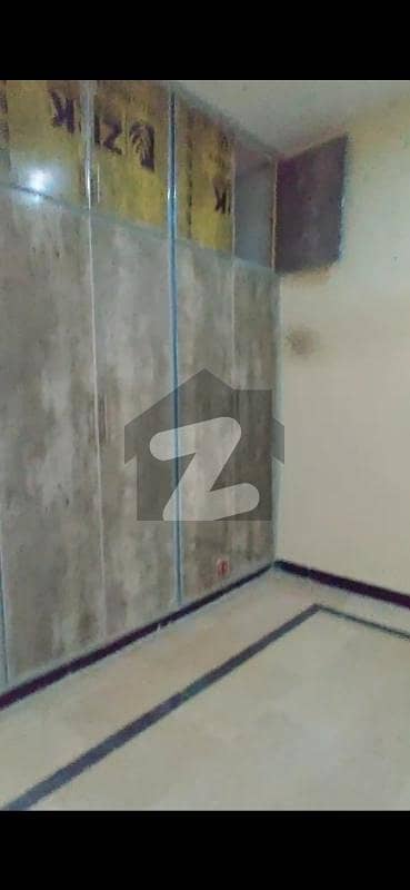 غوری ٹاؤن اسلام آباد میں 2 کمروں کا 6 مرلہ بالائی پورشن 27.0 ہزار میں کرایہ پر دستیاب ہے۔