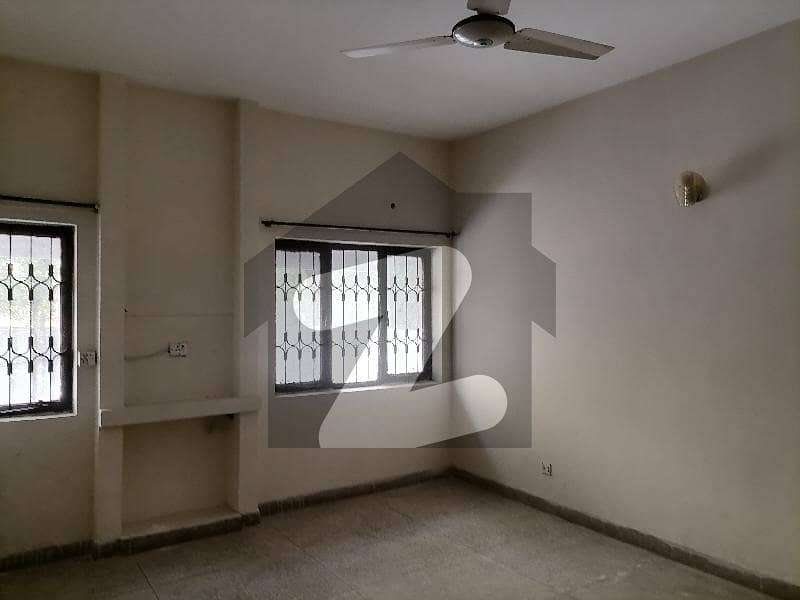 Stunning House Is Available For sale In Askari 5 Stunning House Is Available For sale In Askari 5