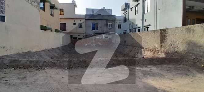 Prime Location 5 Marla Residential Plot In Park View City For sale At Good Location