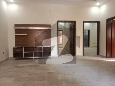 فارمانئیٹس ہاؤسنگ سکیم لاہور میں 2 کمروں کا 10 مرلہ زیریں پورشن 65.0 ہزار میں کرایہ پر دستیاب ہے۔