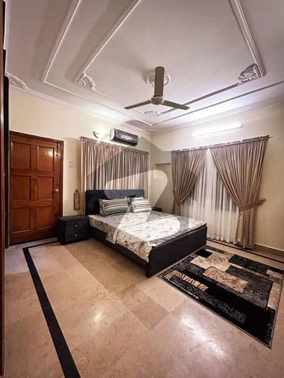 جی ۔ 9 اسلام آباد میں 4 کمروں کا 11 مرلہ مکان 7.85 کروڑ میں برائے فروخت۔