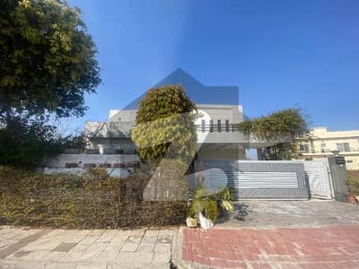 بحریہ ٹاؤن فیز 8 ۔ بلاک اے بحریہ ٹاؤن فیز 8,بحریہ ٹاؤن راولپنڈی,راولپنڈی میں 3 کمروں کا 1 کنال مکان 1.4 لاکھ میں کرایہ پر دستیاب ہے۔