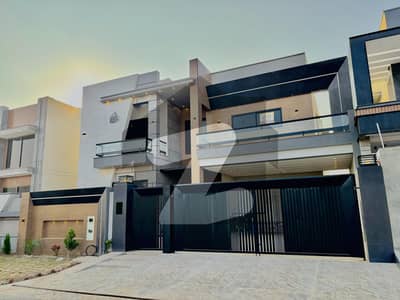 1 kanal Brand New house Available For Sale