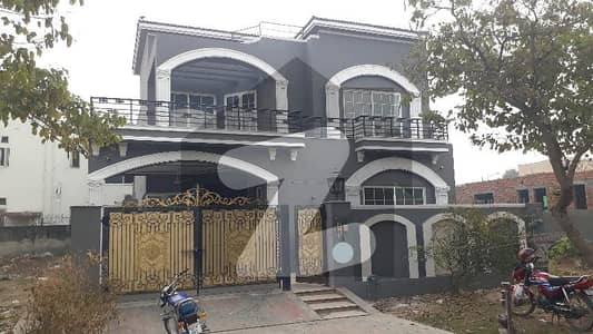 A House Of 10 Marla Available For Rent