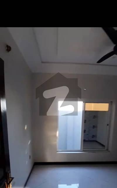 Beautiful House Ideal Location