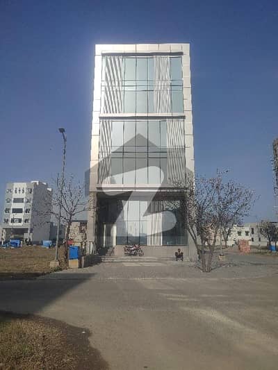 8 Marla Commercial Floor For Rent In Dha Phase 6 Prime Location