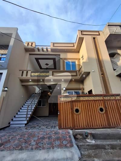 صنوبر سٹی اڈیالہ روڈ,راولپنڈی میں 3 کمروں کا 6 مرلہ مکان 1.3 کروڑ میں برائے فروخت۔