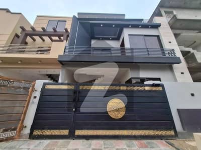 ایم پی سی ایچ ایس ۔ بلاک ایف ایم پی سی ایچ ایس ۔ ملٹی گارڈنز,بی ۔ 17,اسلام آباد میں 6 مرلہ مکان 2.1 کروڑ میں برائے فروخت۔