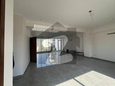 ڈی ایچ اے فیز 8 ڈی ایچ اے ڈیفینس,کراچی میں 5 مرلہ دفتر 2.95 کروڑ میں برائے فروخت۔ ڈی ایچ اے فیز 8 ڈی ایچ اے ڈیفینس,کراچی میں 5 مرلہ دفتر 2.95 کروڑ میں برائے فروخت۔