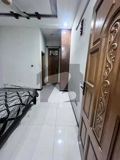 آئی ۔ 10/1 آئی ۔ 10,اسلام آباد میں 1 کمرے کا 5 مرلہ کمرہ 35.0 ہزار میں کرایہ پر دستیاب ہے۔