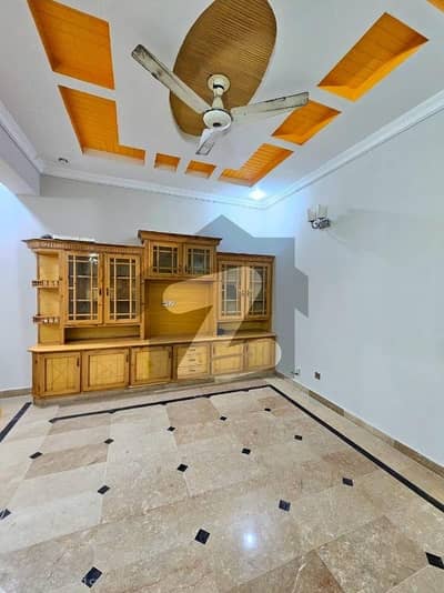 7 Marla Ground Floor Prime Location Gas , Boring All Facilities G-13/2