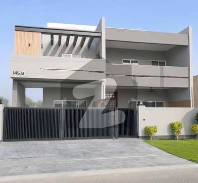 بیکن ہاؤس سوسائٹی لاہور میں 5 کمروں کا 15 مرلہ مکان 5.0 کروڑ میں برائے فروخت۔